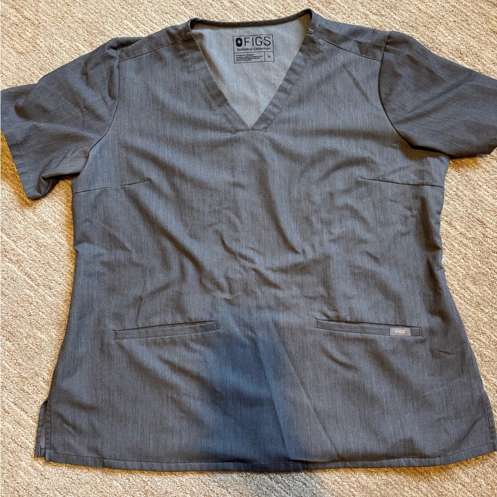 FIGS Size XL Top Graphite